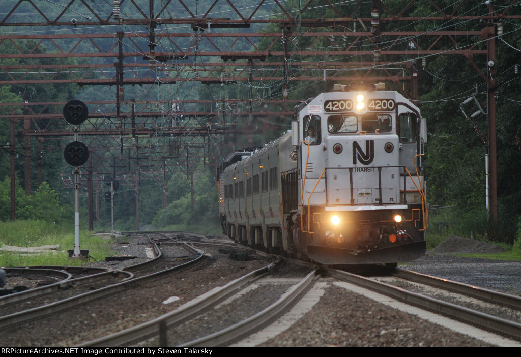 NJT 4200